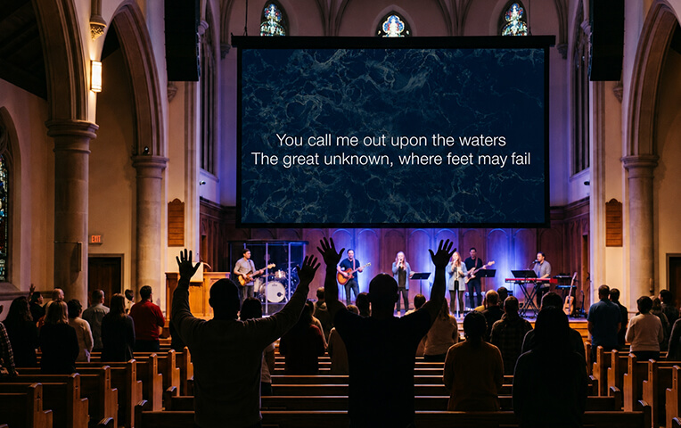 What Is WorshipScreen and How It Helps During Worship Services